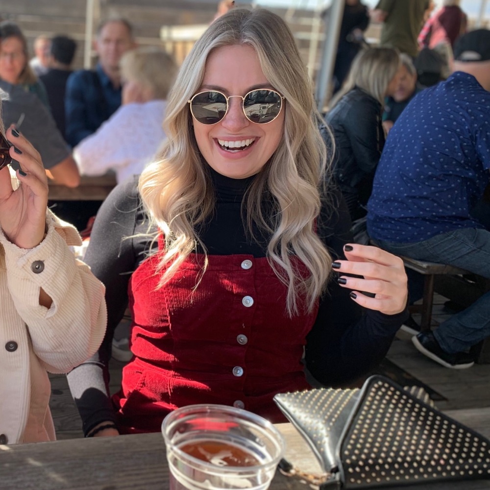 Meet your Posher, Hannah